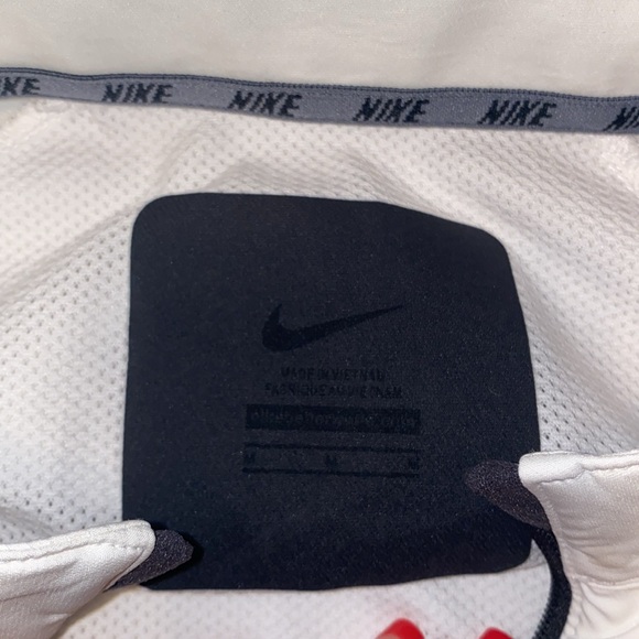 LSU Gymnastics Nike Pullover - Picture 5 of 10